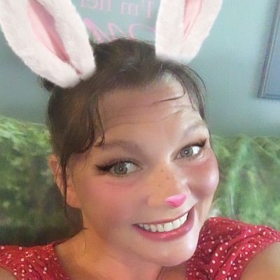 Profile Picture of Joleen Larsen (@Joleenlarsen1) on Twitter