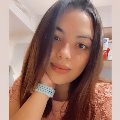 Profile Picture of María Castillo (@LaurennCastillo) on Twitter