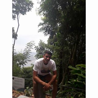 Profile Picture of Richard Cáffaro (@sentete320) on Facebook