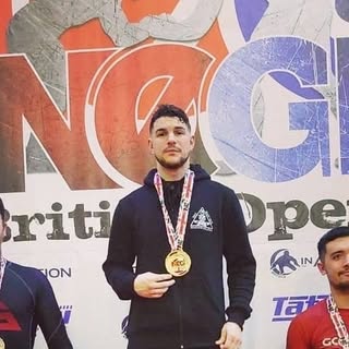 Profile Picture of Laurie Holt (@laurie_holt) on Instagram