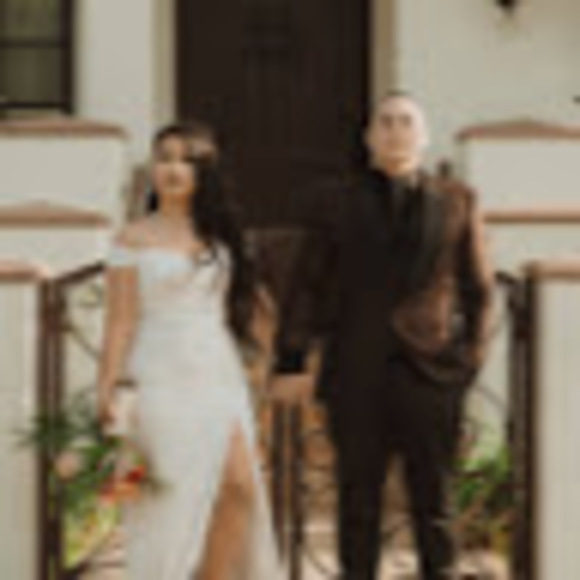 Profile Picture of Robert Agdeppa (@ragdeppa28) on Poshmark