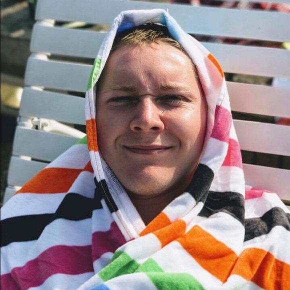 Profile Picture of Scott Wenger (@scotticusdodo) on Poshmark