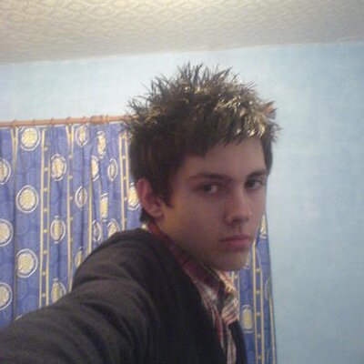 Profile Picture of Matthew Dearing (@matty_d1990) on Twitter