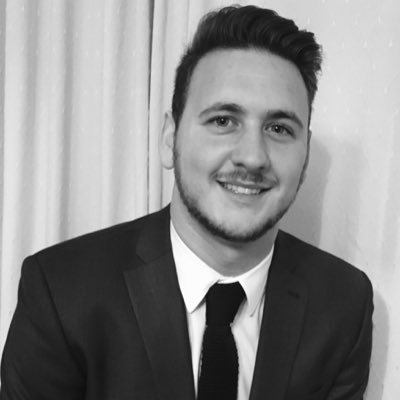 Profile Picture of Simon Banks (@SiBanksy) on Twitter