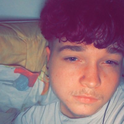 Profile Picture of Caleb (@SirsmokeRing) on Twitter