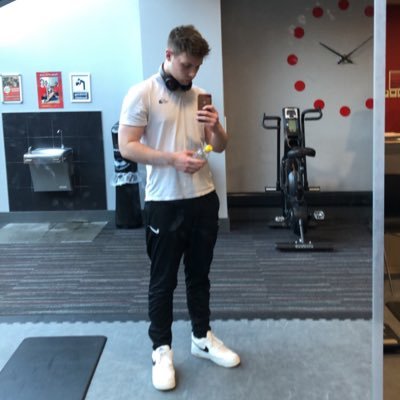 Profile Picture of Zach Conroy (@zachconroyy) on Twitter