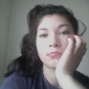 Profile Picture of Carla Peralta (@carlaperalta999) on Twitter