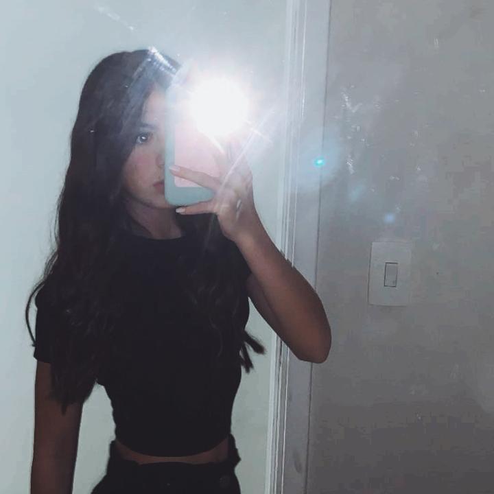 Profile Picture of alice (@alice_azeredo) on Tiktok