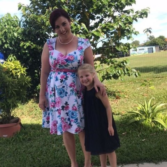 Profile Picture of Hannah Davies (@hannahdavies629) on Poshmark