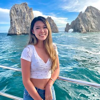 Profile Picture of Emily Zhang (@emily_zhang16) on Instagram