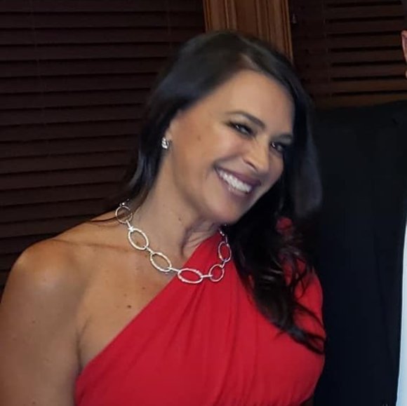 Profile Picture of Jennifer Burgand (@jburgand) on Poshmark