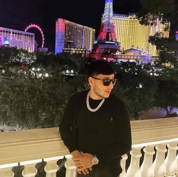 Profile Picture of Lance Alvarez (@lanzzze) on Poshmark