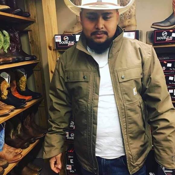 Profile Picture of Severo Reyes (@severoreyes21) on Poshmark
