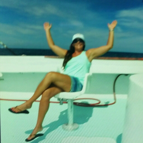 Profile Picture of Keely Herring (@keelyherring) on Poshmark