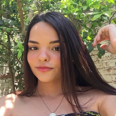 Profile Picture of Ana Karen (@_KarenLugo) on Twitter