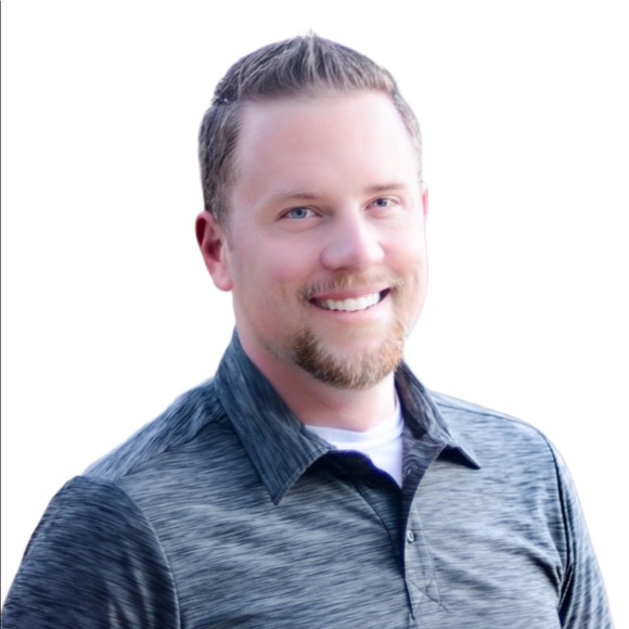 Profile Picture of Brad Huggins (@brad_huggins) on Poshmark