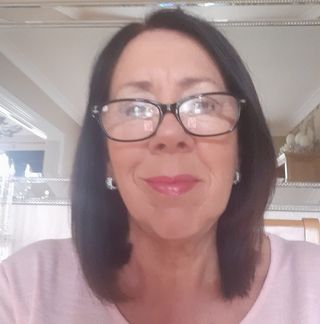 Vivien Abernethy - Facebook Profile Picture of Vivien Abernethy (@Vivien-Abernethy) on Facebook