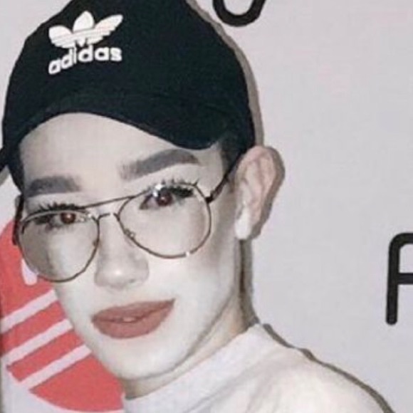 Gabby Mitchell - Poshmark Profile Picture of Gabby Mitchell (@gabbymit1) on Poshmark