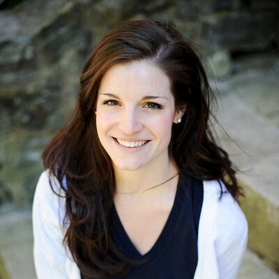 Profile Picture of Jennifer Costello (@jencoste) on Twitter