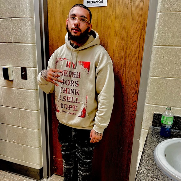 Profile Picture of Isaiah Kelly (@isaiahkelly804) on Poshmark