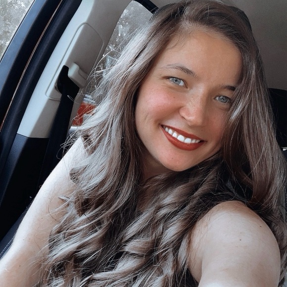 Profile Picture of Jasmine Hoffman (@jasminehoffm732) on Poshmark