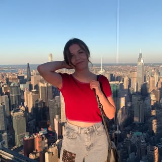 Profile Picture of Kate Almquist (@katealmquist) on Instagram