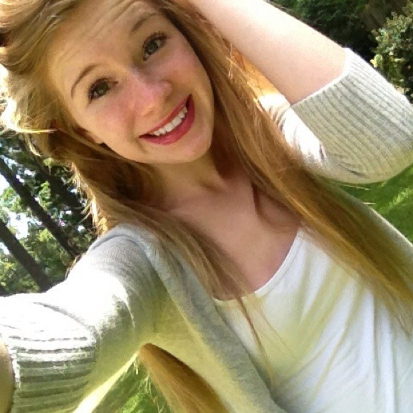 Profile Picture of Katelynn Sasser (@kate8991) on Poshmark