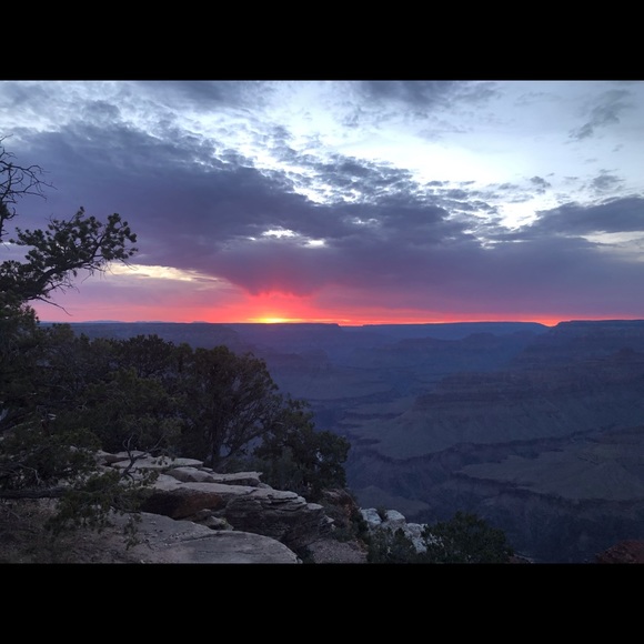 Profile Picture of Sungho Park (@bxii) on Poshmark