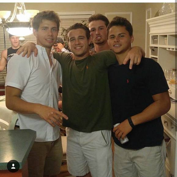 Profile Picture of Brandon Hergott (@bthergott) on Poshmark