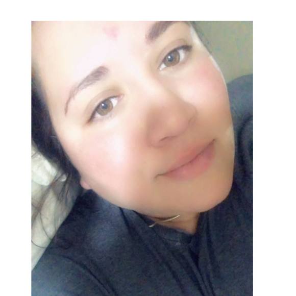 Profile Picture of Justine Fonseca (@fonseca21) on Poshmark
