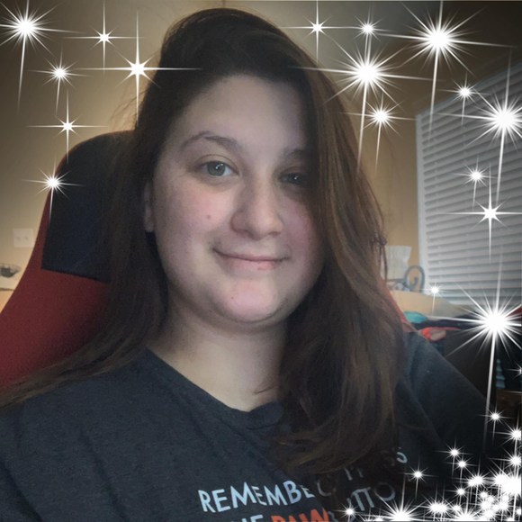 Memory Hyden - Poshmark Profile Picture of Memory Hyden (@mn_hyden) on Poshmark