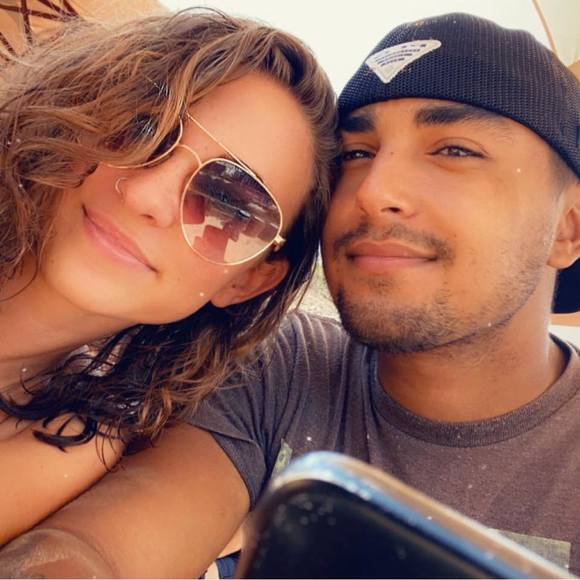 Profile Picture of Allyssa Surett (@allyssasurett) on Poshmark