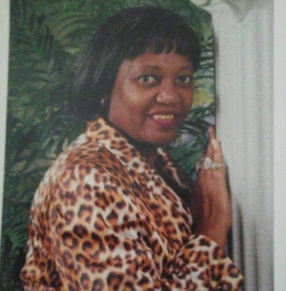 Profile Picture of Mae Daniels (@maesam1410) on Poshmark