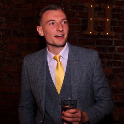 Profile Picture of Chris Crook (@ChrisCrook33) on Twitter