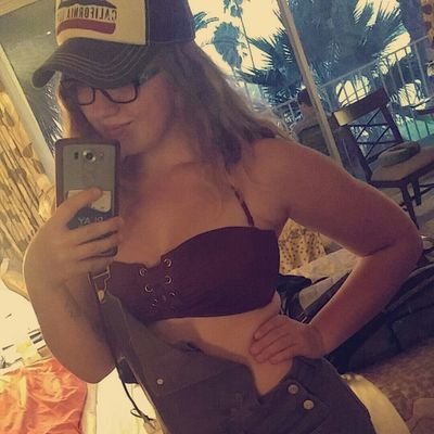 Profile Picture of Grace Johnston (@grace_isabel25) on Twitter