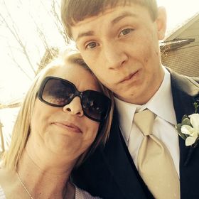 Profile Picture of Lisa Clinage-Roney (@lisaroneyx1) on Pinterest