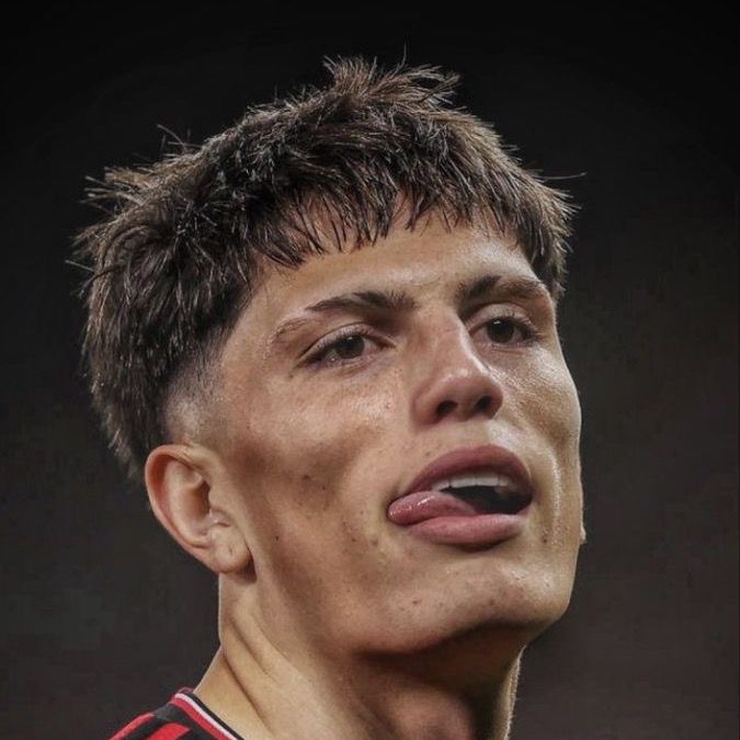 Profile Picture of FOOTBALL MOMENT ⚽️ (@grest_football) on Tiktok