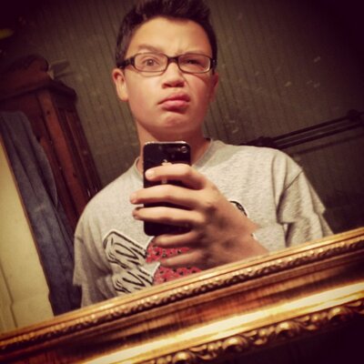 Profile Picture of Isaac Simon (@isaacsimon13) on Twitter