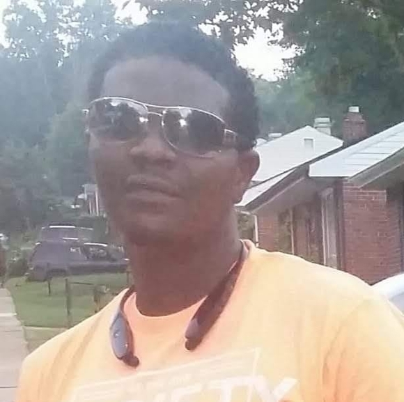 Profile Picture of Jesse Rice (@jessekrice18) on Poshmark