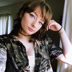 Profile Picture of Megan Schmidt | HoneyBee (@catdragons) on Instagram