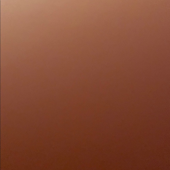 Profile Picture of Barbara Thomas (@bmthomas7850) on Poshmark