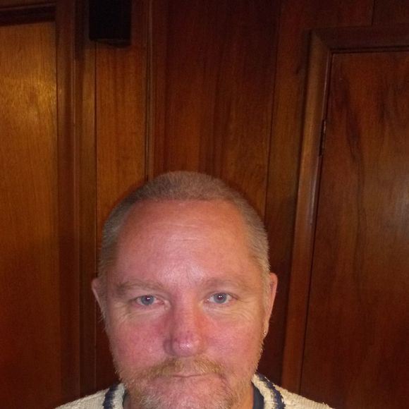 James Lowes - Poshmark Profile Picture of James Lowes (@jameslowes494) on Poshmark