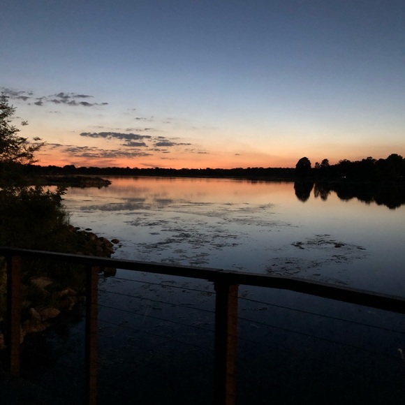 Profile Picture of Haley Stellingwerf (@hstell) on Poshmark