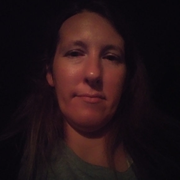 Profile Picture of Mary Russell (@marieruss34) on Poshmark