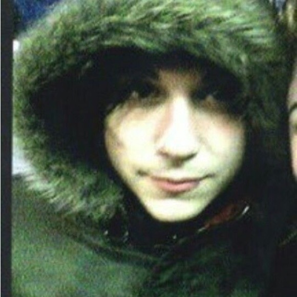 Profile Picture of J Curtis (@vcharmingj) on Poshmark