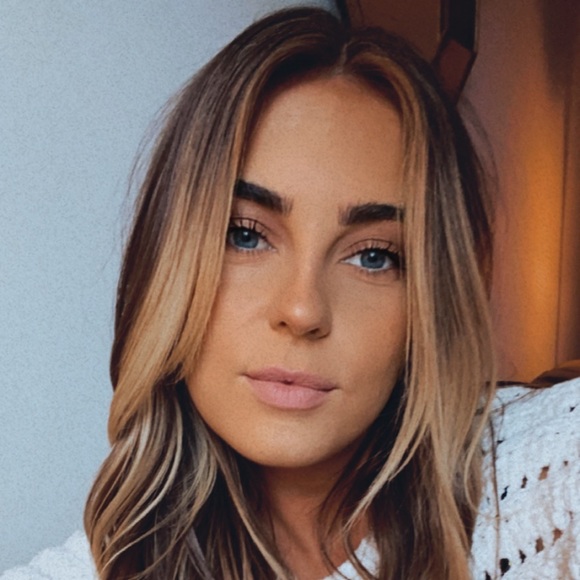 Profile Picture of Kerry Masker (@kmask333) on Poshmark