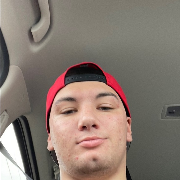 Profile Picture of Calen Armond (@calenarmond) on Poshmark