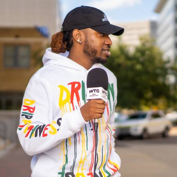 Profile Picture of Christopher Wright (@officialballa) on Poshmark