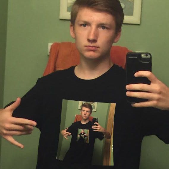 Profile Picture of Seanster (@notseanster) on Tiktok