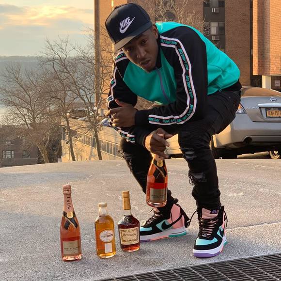 Profile Picture of Fly Fly (@d_brown911) on Poshmark